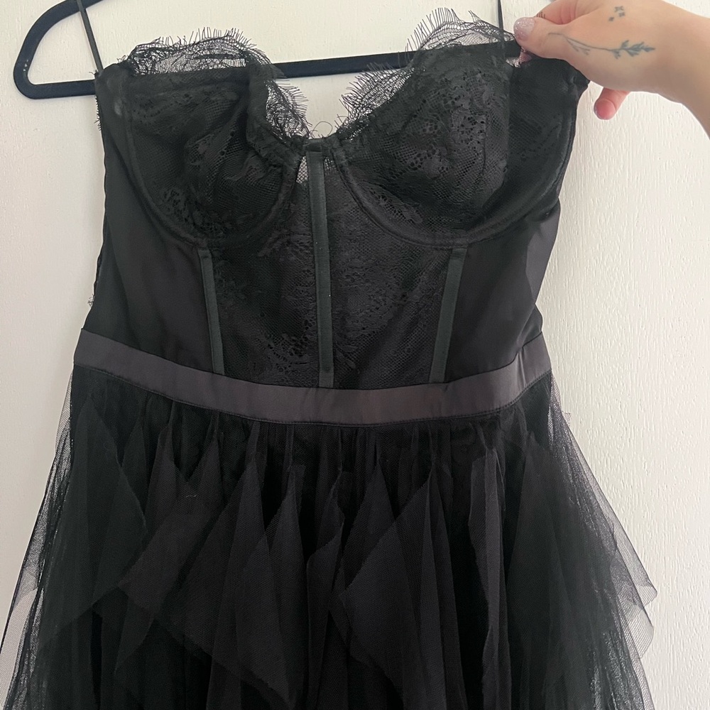 Black Lace Bustier Tulle Maxi Dress